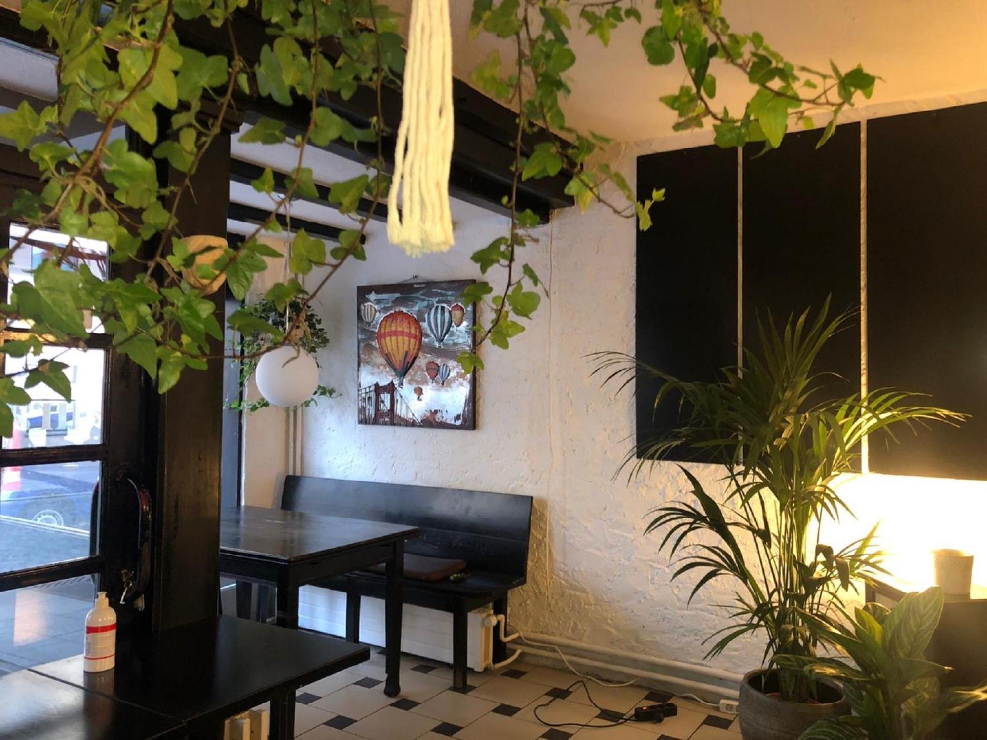 Hotel Cafe Rhoenperle Bad Neustadt an der Saale Luaran gambar